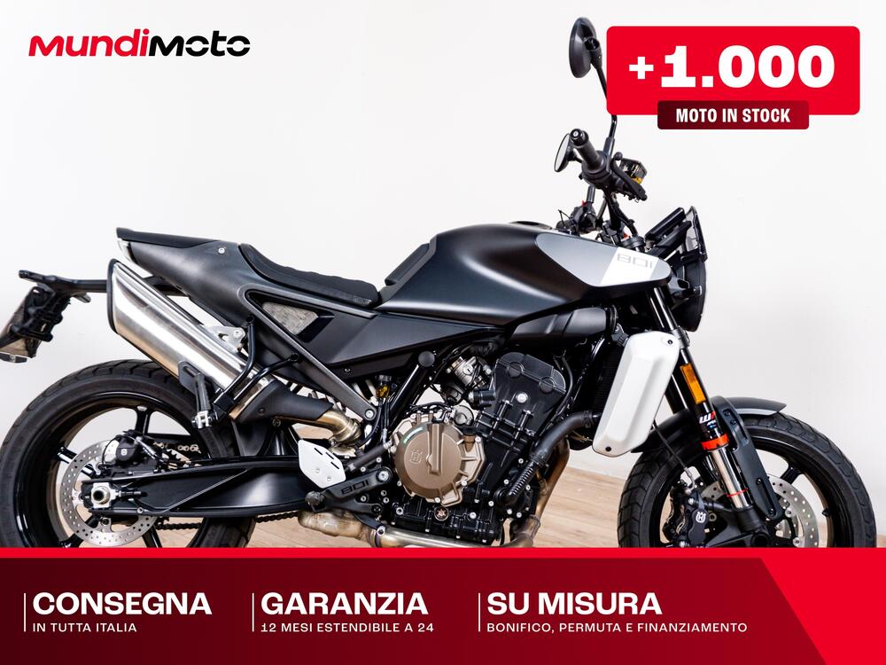 Husqvarna Svartpilen 801 (2024 - 26)