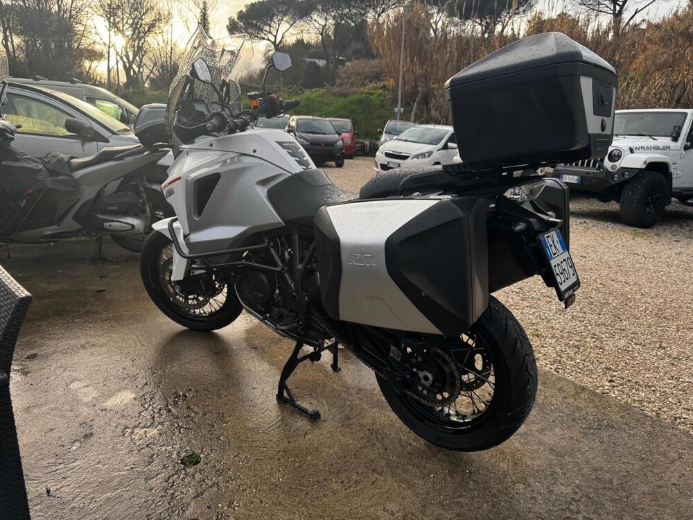 KTM 1290 Super Adventure (2015 - 16) (4)