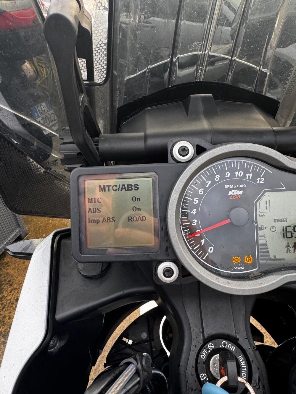 KTM 1290 Super Adventure (2015 - 16) (12)