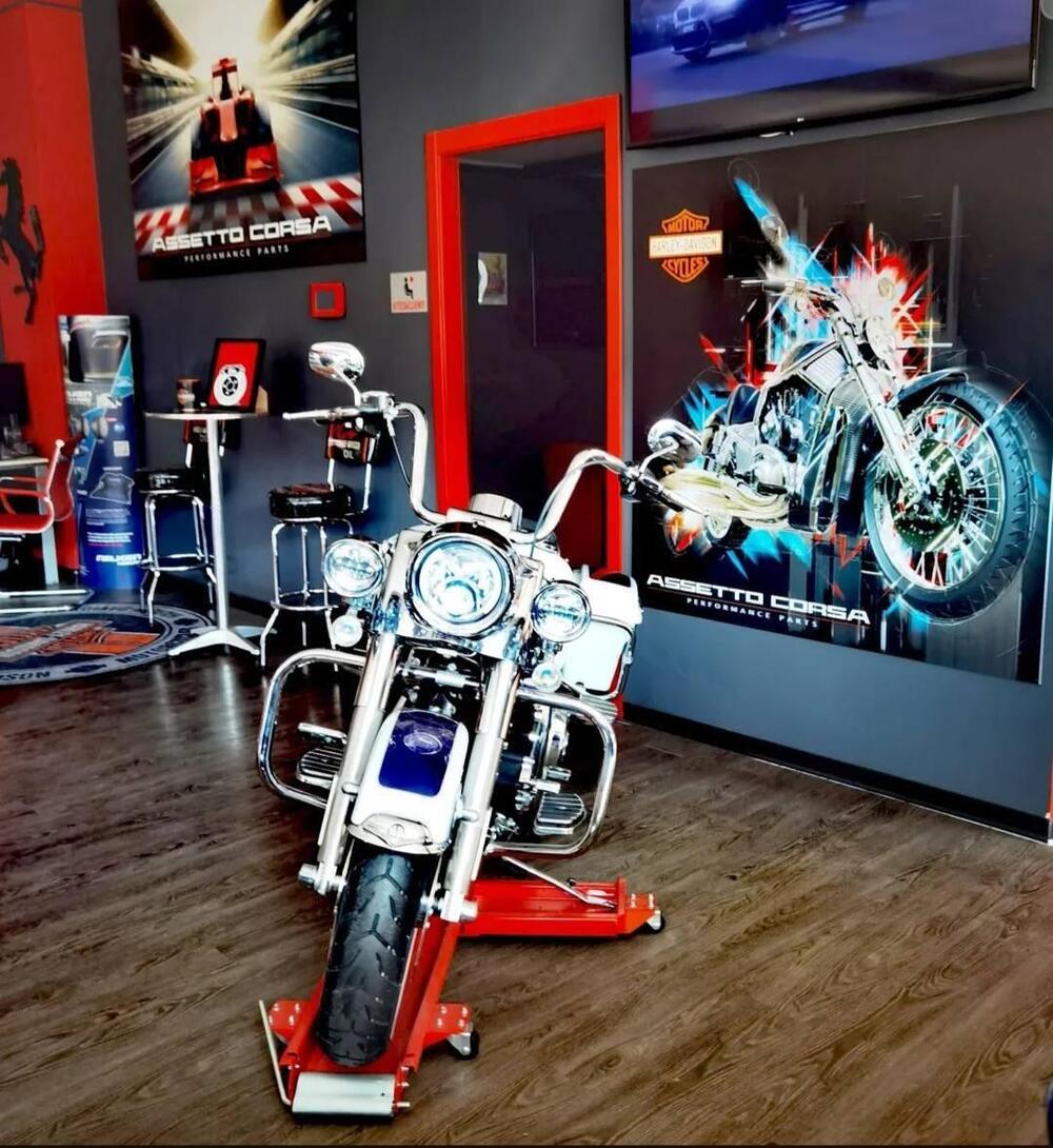 Harley-Davidson 1584 Road King Classic (2007 - 11) - FLHRCI