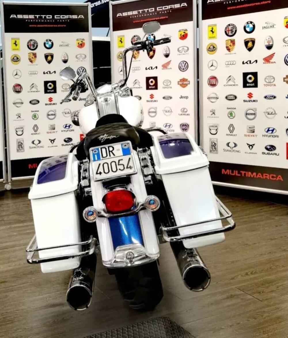 Harley-Davidson 1584 Road King Classic (2007 - 11) - FLHRCI (4)