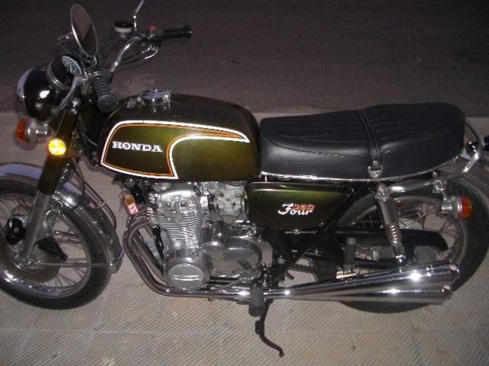 Honda CB 350 Four (4)