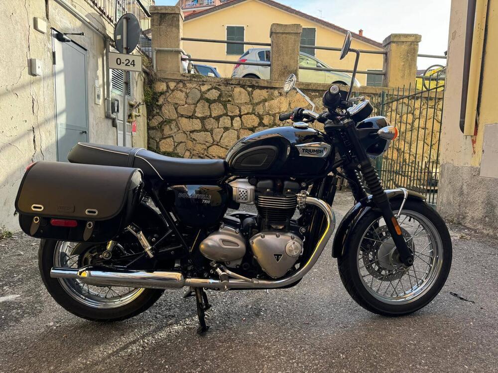 Triumph Bonneville T100 (2017 - 20) (3)