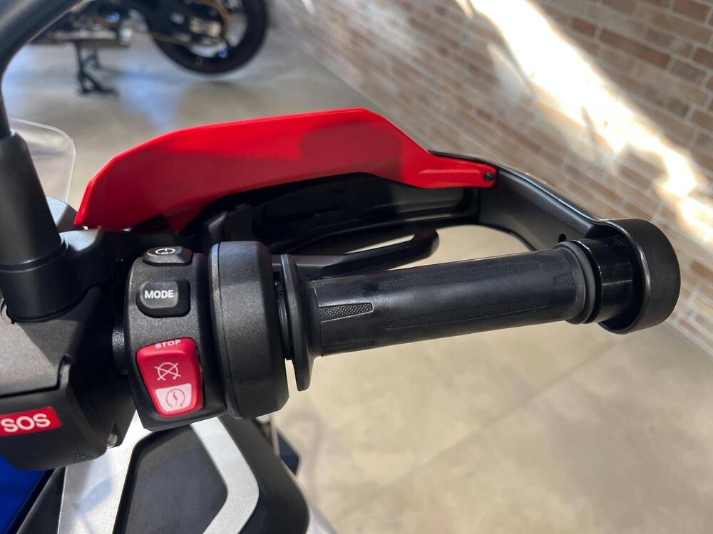 Bmw R 1300 GS Adventure Trophy (2025 - 26) (11)