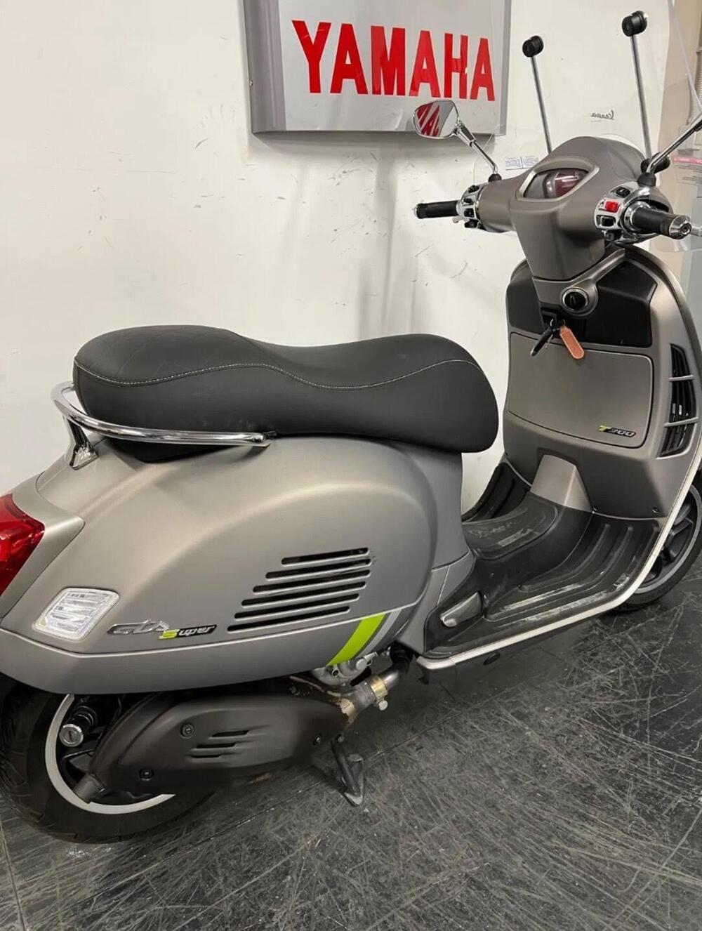 Vespa GTS 300 Super (2023 - 24) (5)