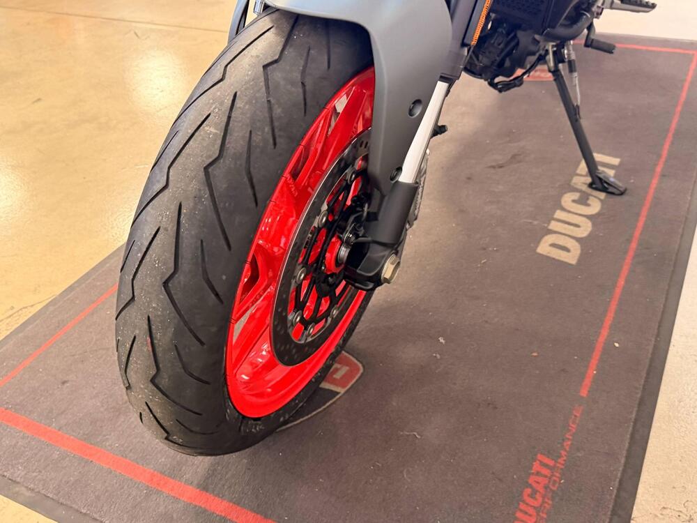 Ducati Monster 937 + (2021 - 25) (3)