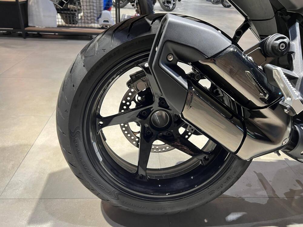 Bmw R 1300 R (2026) (10)