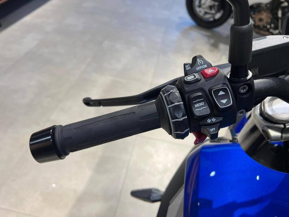 Bmw R 1300 R (2026) (11)