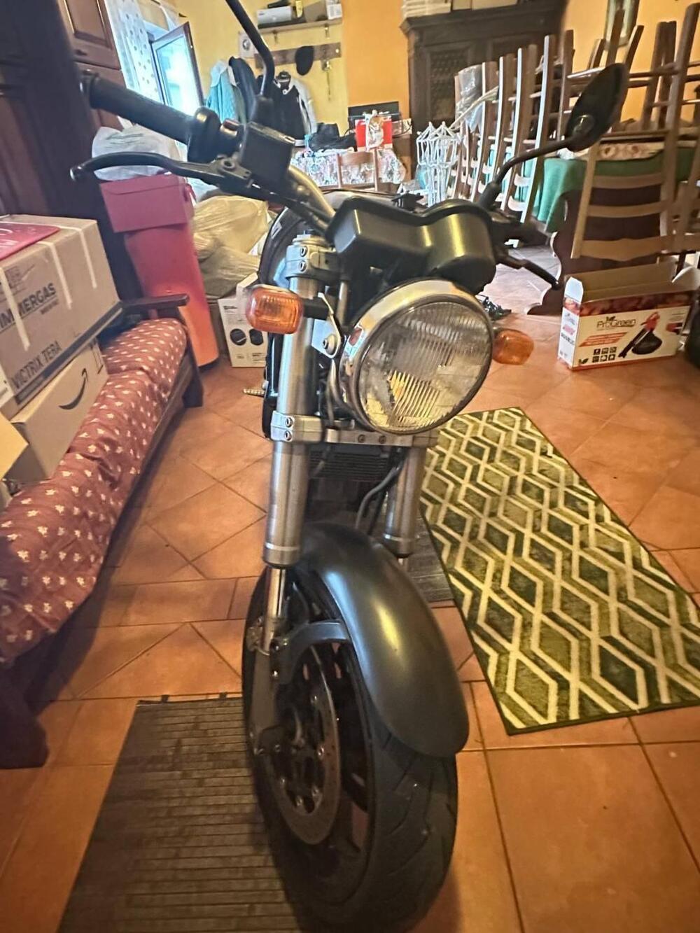 Ducati Monster 750  City Dark (1999 - 02) (6)