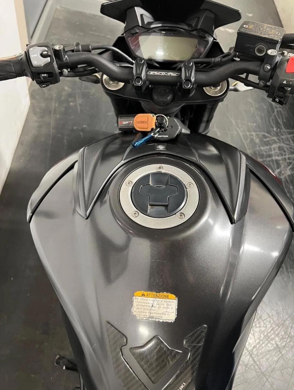 Suzuki GSX S 750 Yugen (2018 - 20) (9)