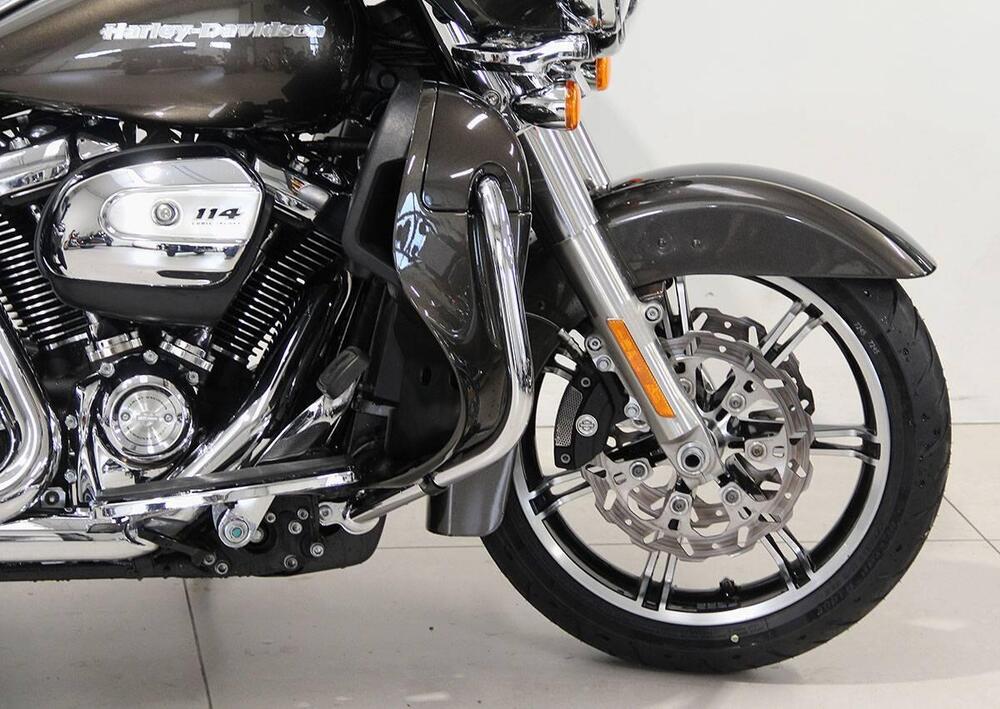 Harley-Davidson 114 Electra Glide Ultra Limited (2020) - FLHTK (2)