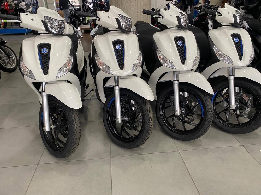 Piaggio Medley 125 S (2025 - 26) (3)