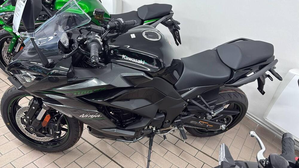Kawasaki Ninja 1100 SX (2025 - 26) (2)