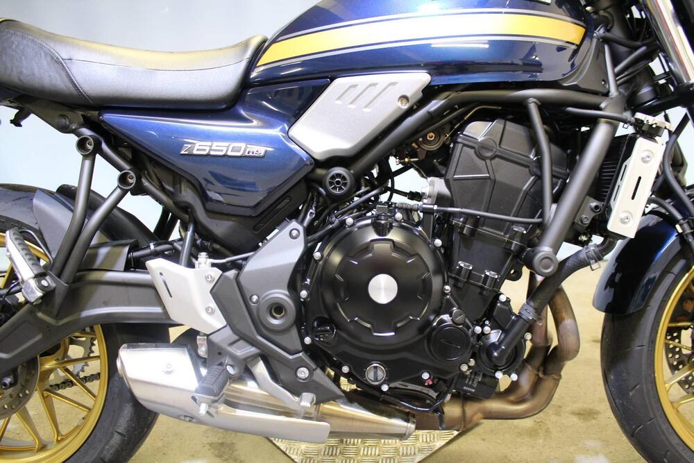 Kawasaki Z 650 RS (2025 - 26) (9)