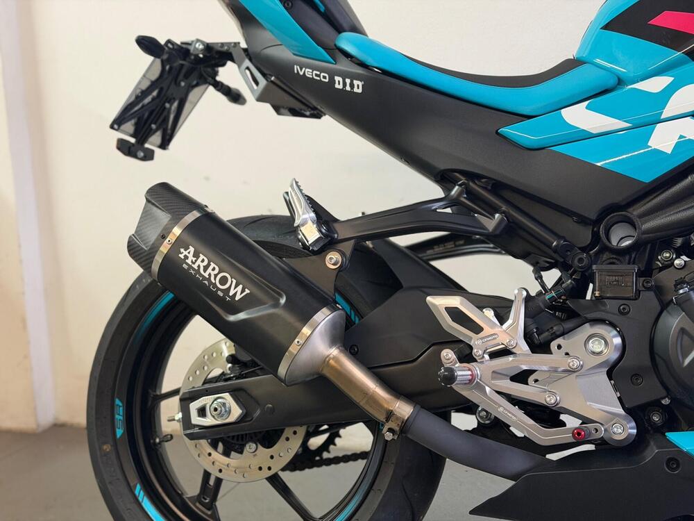 CFMOTO 450SR World Champions Replica (2025 - 26) (2)