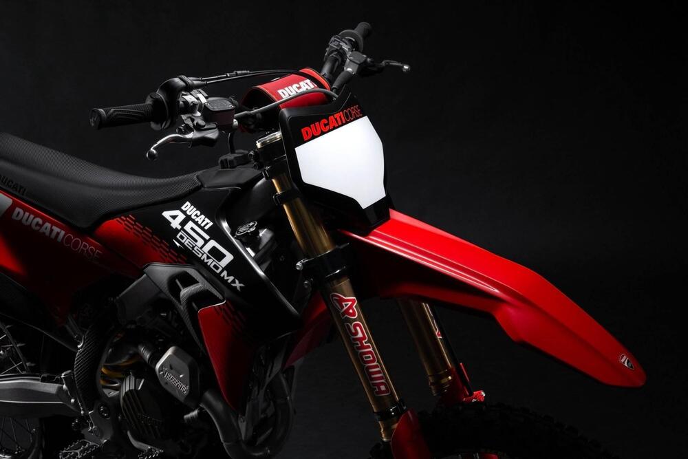Ducati Desmo450 MX Factory (2026) (2)