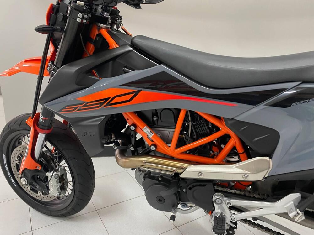 KTM 690 SMC R (2023 - 25) (6)