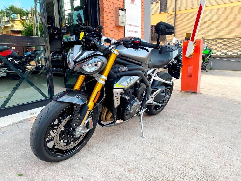 Triumph Speed Triple 1200 RS (2021 - 24) (4)