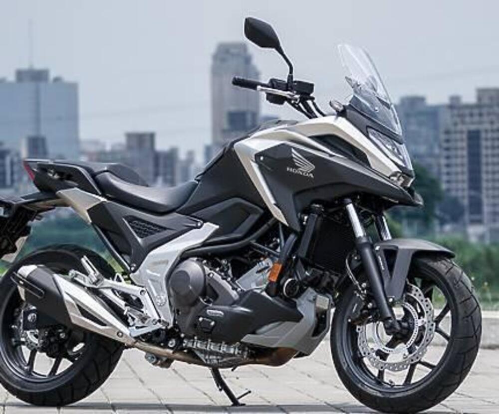 Honda NC 750 X DCT Urban (2021 - 24)