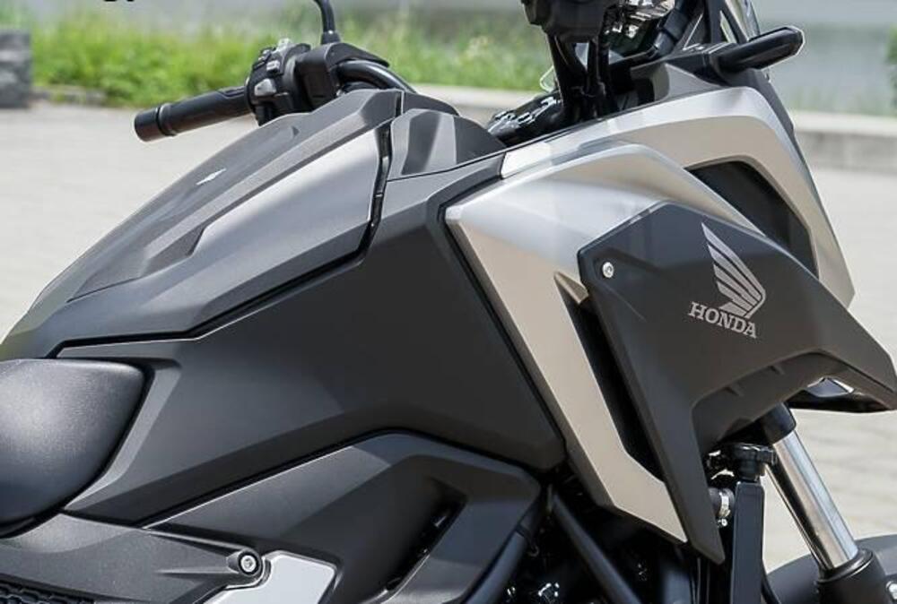 Honda NC 750 X DCT Urban (2021 - 24) (2)