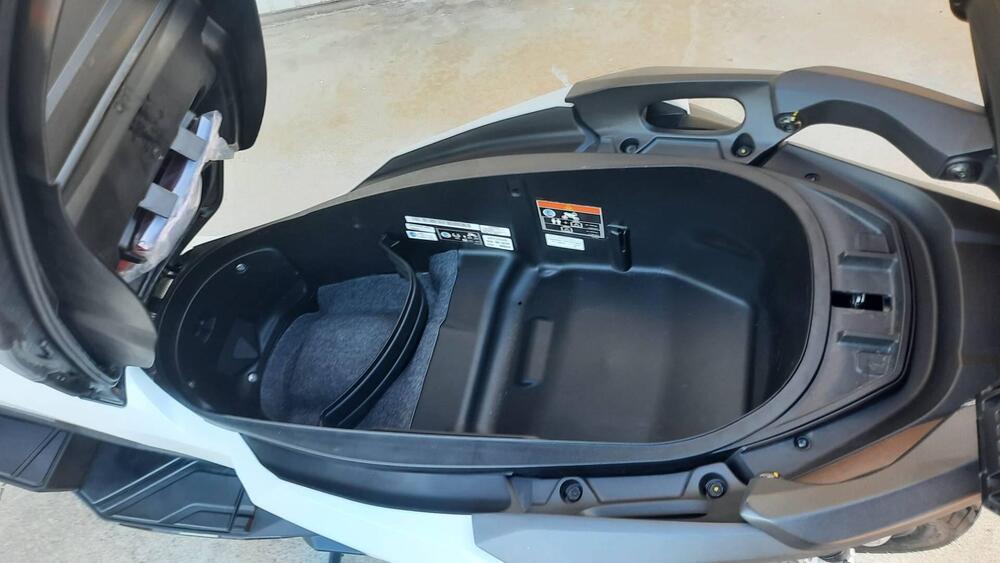 Honda ADV 350 (2022 - 24)