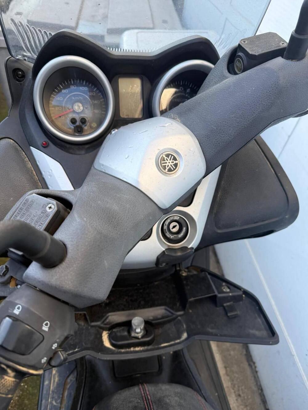 Yamaha X-Max 250 (2010 - 13) (4)