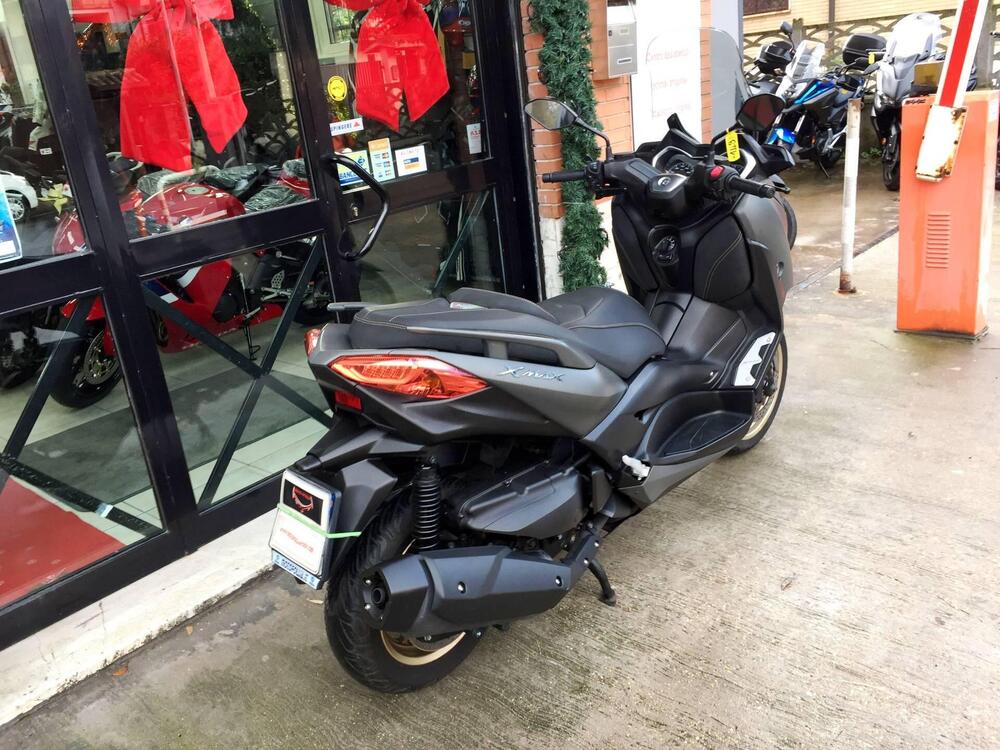 Yamaha X-Max 400 Tech Max (2020) (8)