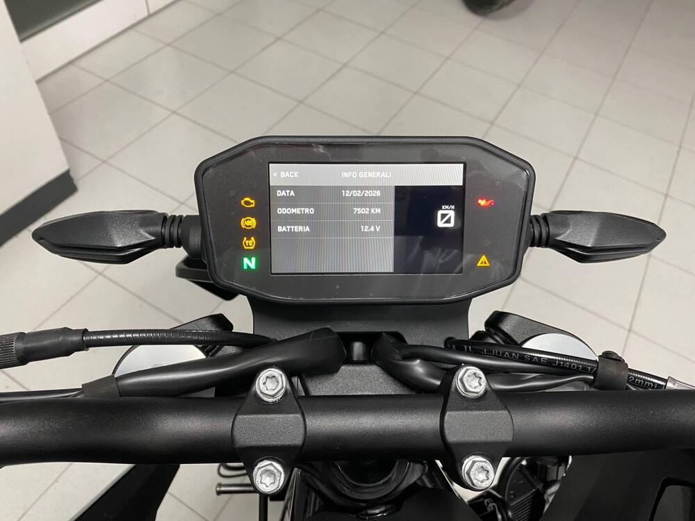 KTM 790 Duke (2025 - 26) (4)