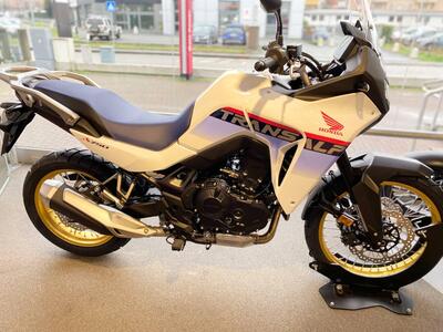 Honda Transalp XL750 (2025) nuova