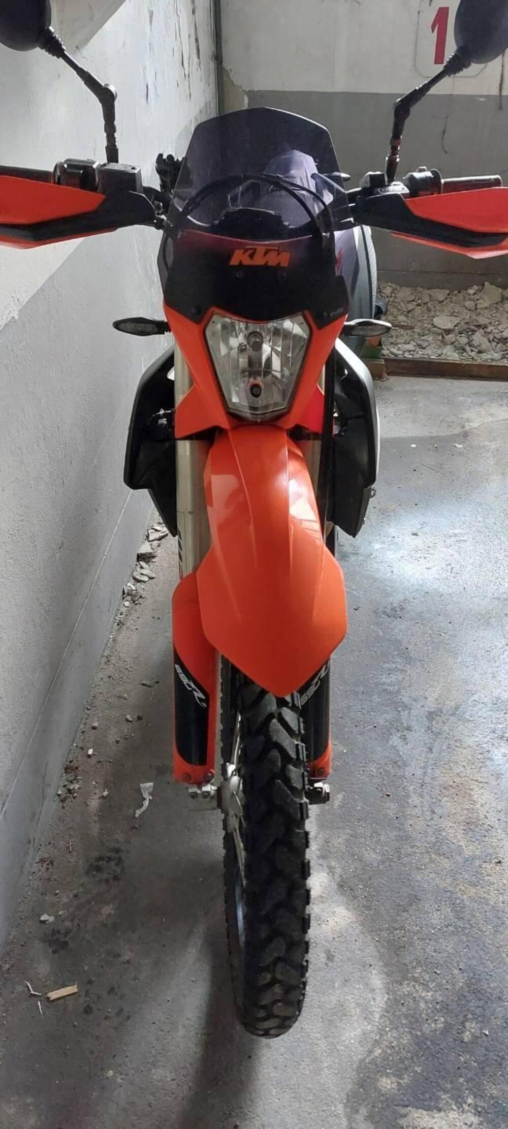 KTM 690 Enduro R (2022 - 25) (3)