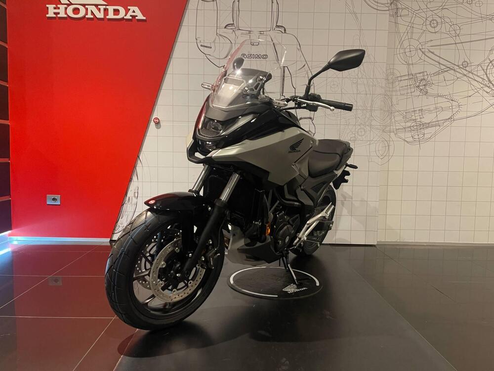 Honda NC 750 X (2025 - 26) (4)