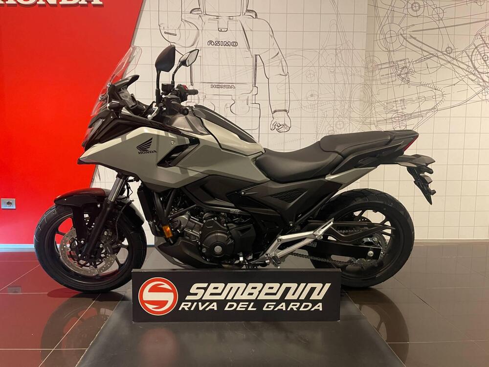 Honda NC 750 X (2025 - 26) (5)