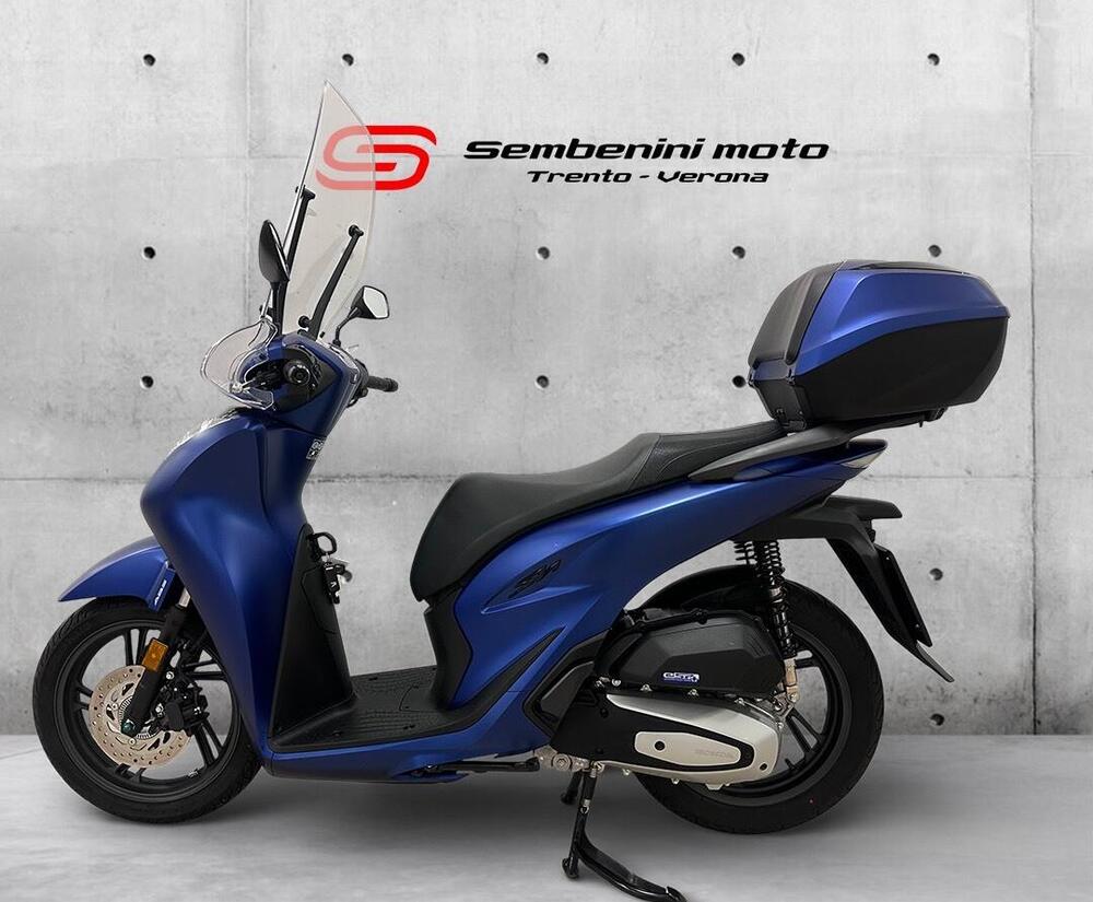 Honda SH 125i (2024 - 25) (2)