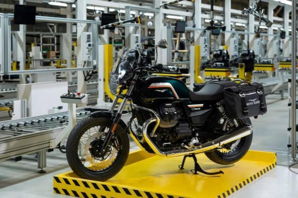 Moto Guzzi V7 Special (2025 - 26) (3)
