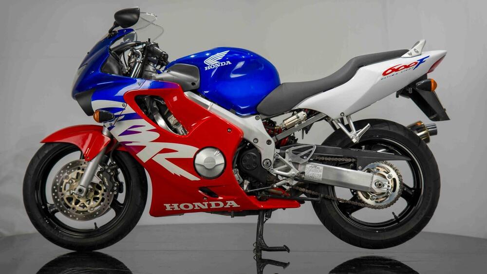 Honda CBR 600 F (1999 - 00) (2)