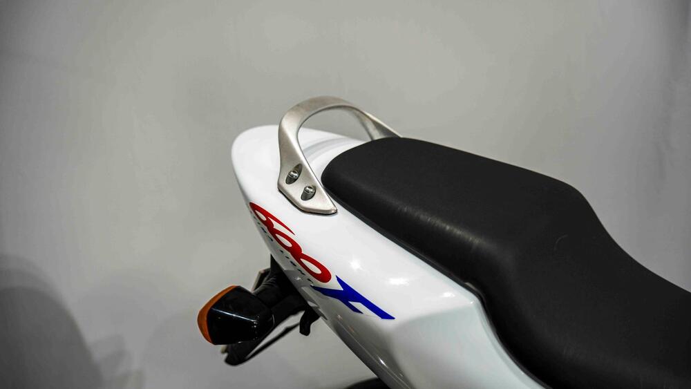 Honda CBR 600 F (1999 - 00) (14)