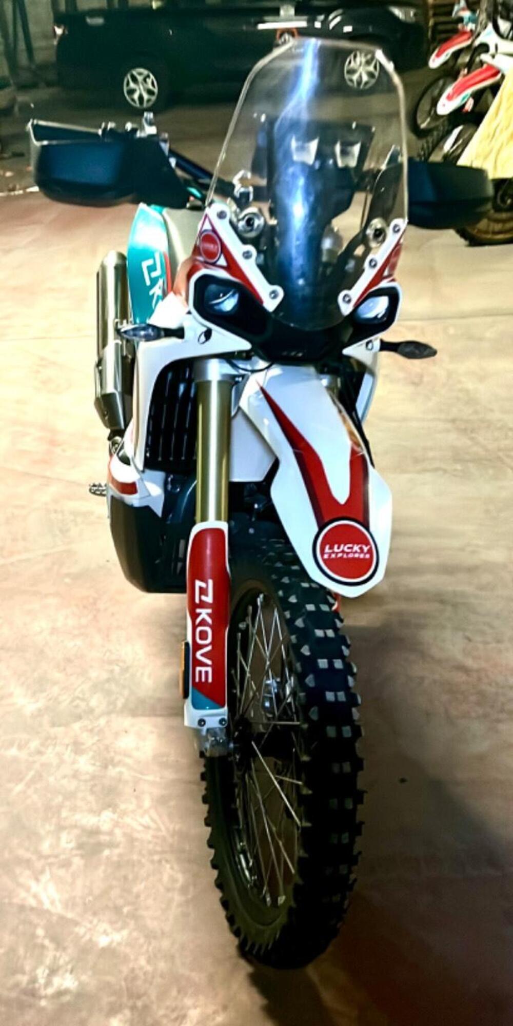 Kove 450 Rally Lucky Explorer Replica (2025 - 26) (2)