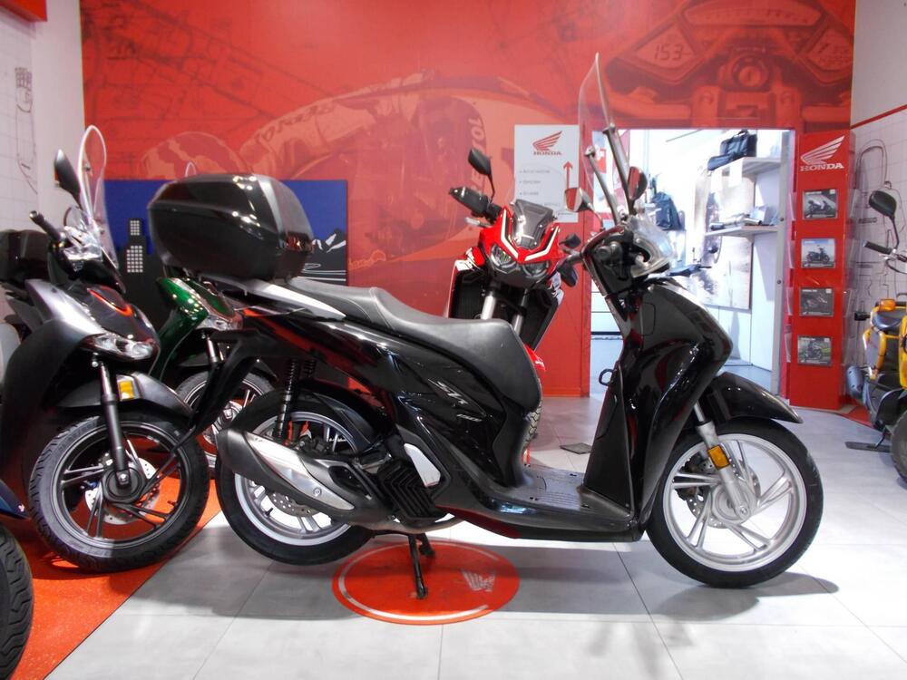 Honda SH 150i (2020 - 23) (10)
