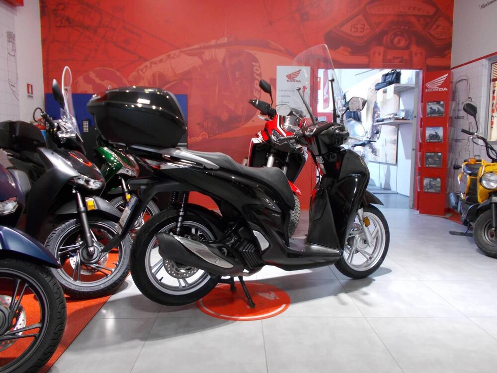 Honda SH 150i (2020 - 23) (11)