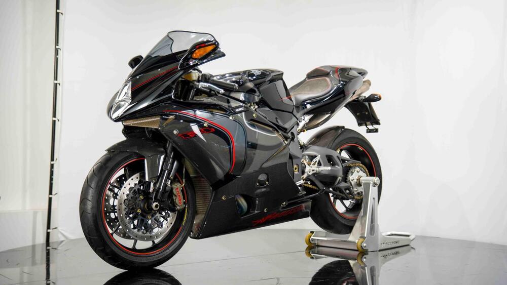 MV Agusta F4 1078 CC (2008 - 11) (3)