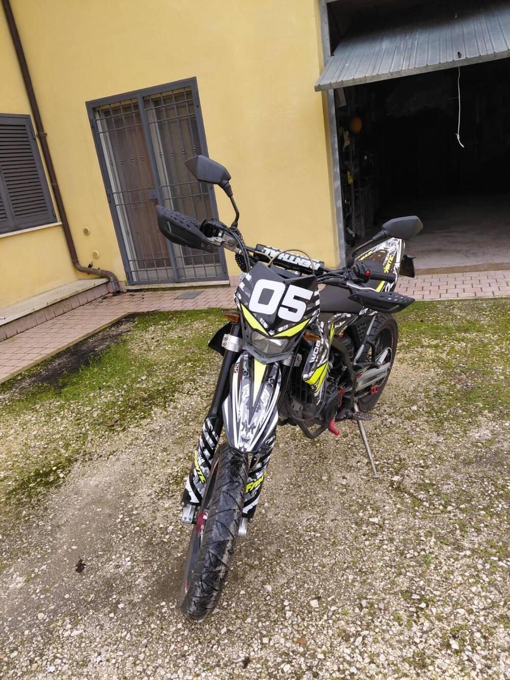 Fantic Motor Motard 125 M Performance 4t (2019) (2)