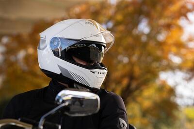 Sena Specter, la nuova frontiera del modulare tra connettivit&agrave; nativa e tecnologia Wave