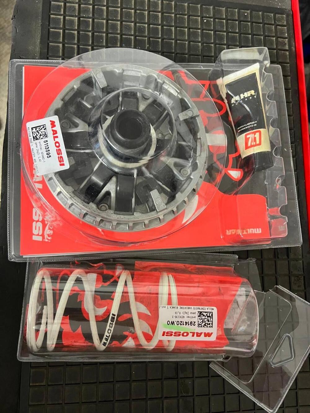 Vendo trasmissione MALOSSI per Yamaha majesty 400 (6)