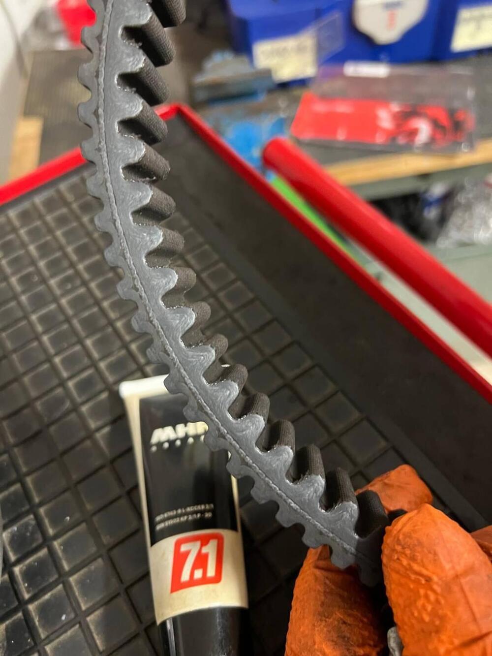 Vendo trasmissione MALOSSI per Yamaha majesty 400 (13)