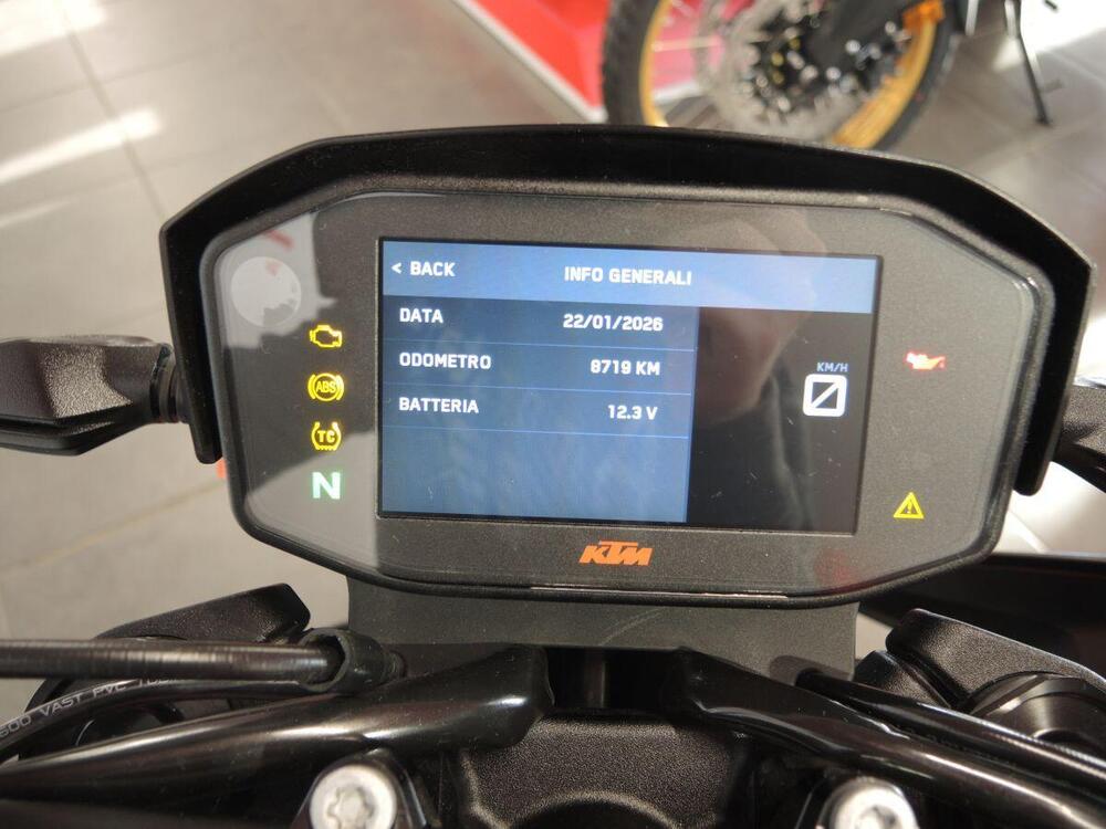 KTM 890 Duke (2021 - 23) (5)