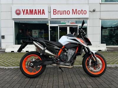 KTM 890 Duke R (2021) usata