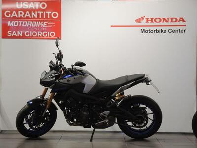 Yamaha MT-09 SP (2021 - 23) usata