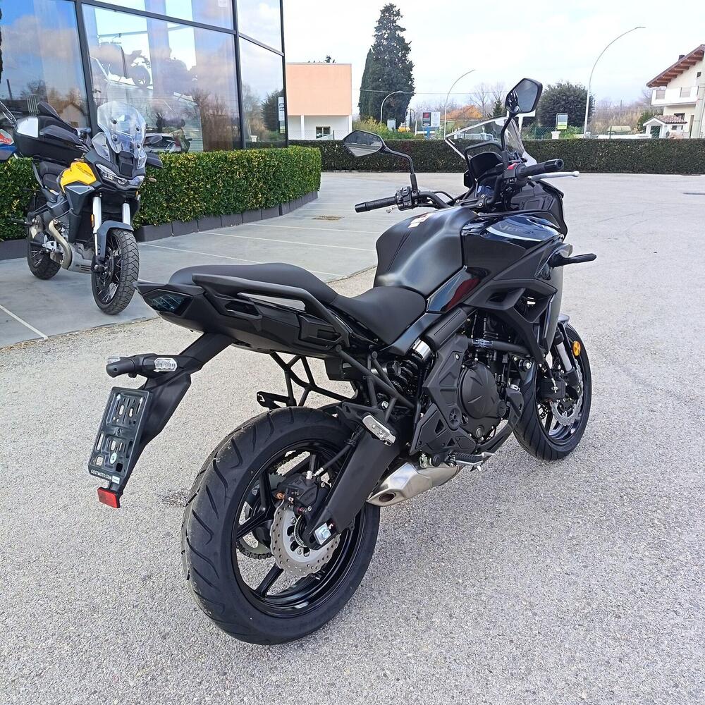 Kawasaki Versys 650 (2025 - 26) (8)