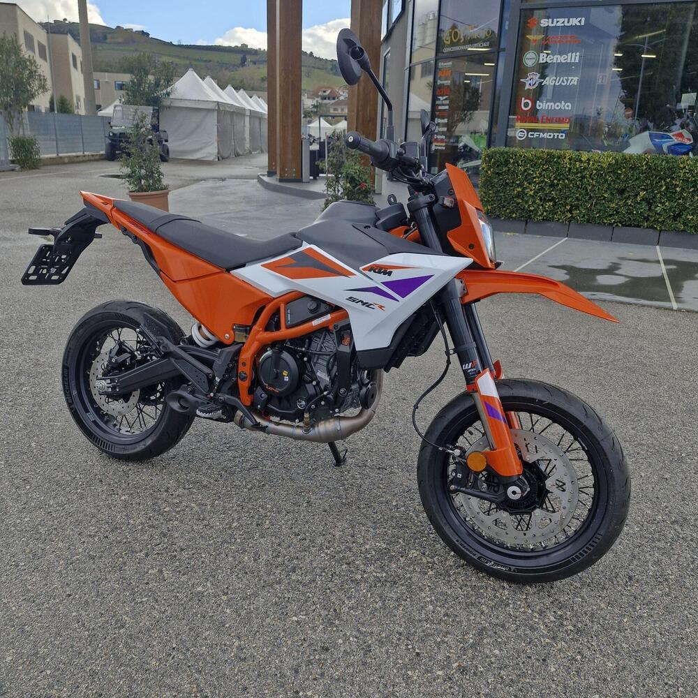 KTM 390 SMC R (2025 - 26) (3)