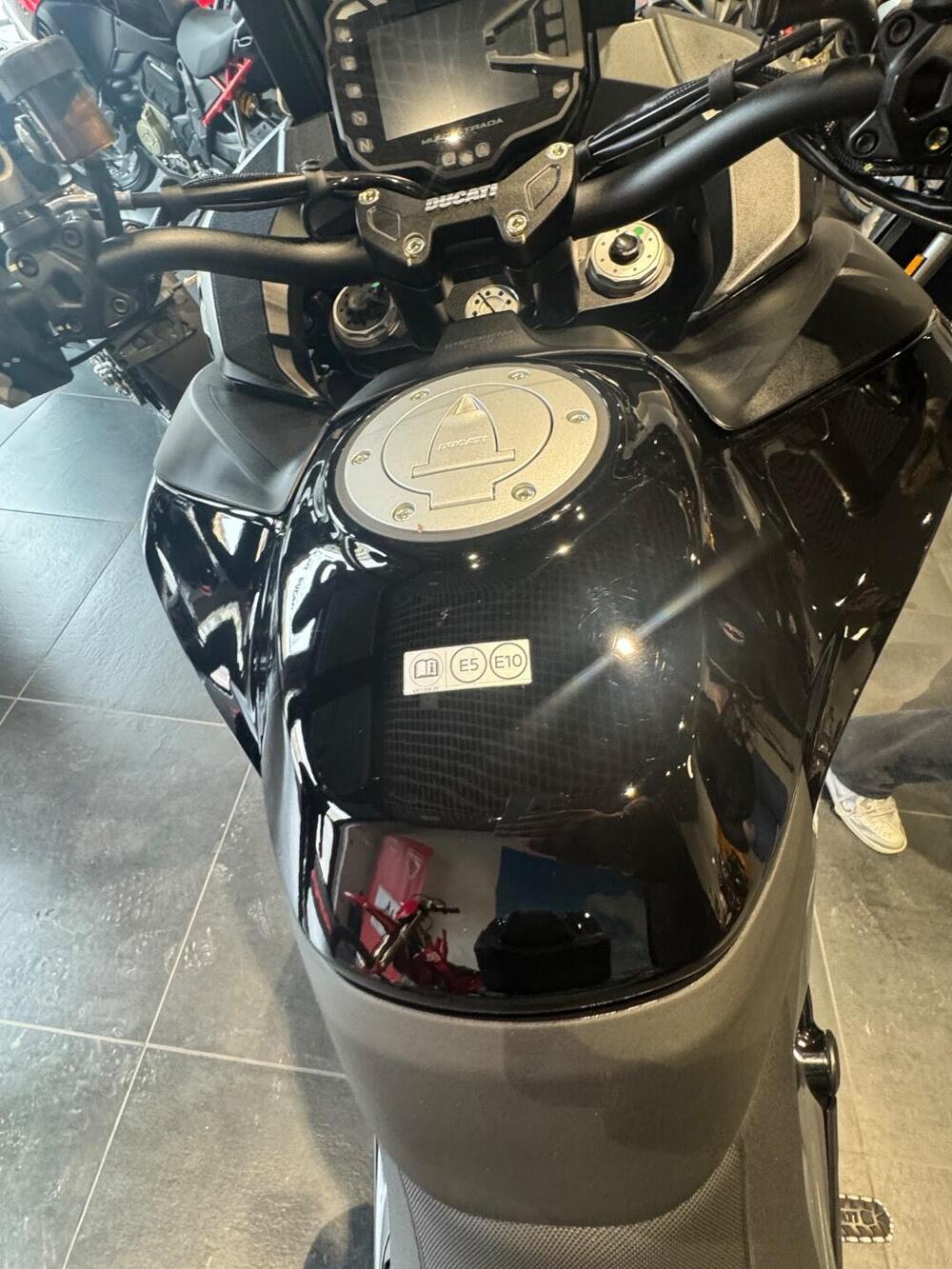 Ducati Multistrada V2 S (2022 - 24) (10)